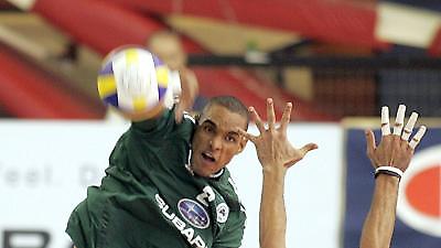 Κορυφαίος ο Αγκάμεζ