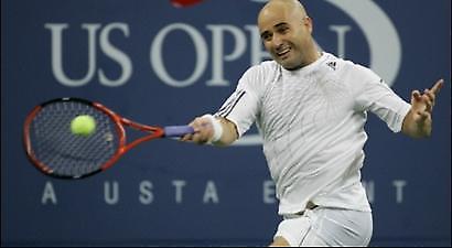 Αγκάσι:«Πληρώνεις για να δεις τενίστες σαν τον Παγδατή»