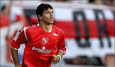 Προτιμά Λίβερπουλ από Μπάγερν ο Αγκέρο