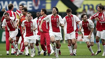 Eredivisie: «Γκέλα» για Αγιαξ, ξύλο στη Χάγη