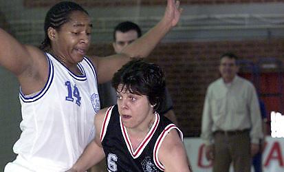 Στην Ηλιούπολη οι «προβολείς»