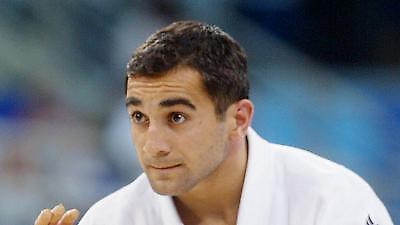 Πλησιάζει το Πεκίνο ο Αλεξανίδης