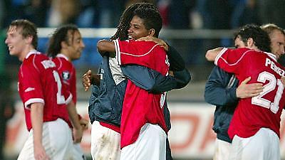 Eredivisie: Τα… βλέμματα στο «Ντε Κάιπ»