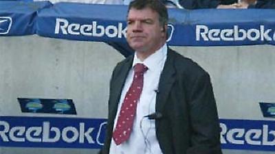 'Αλαρνταϊς: 'Μένει ο Stelios'