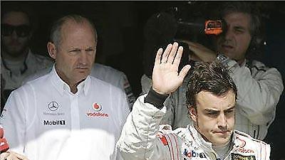 Στα μαχαίρια Ντένις και Αλόνσο