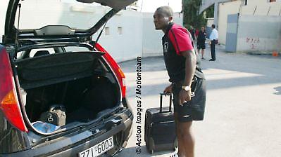 ΚΑΛΑΜΑΡΙΑ: Παρα-μένουν Βέλα και Αμπονσά