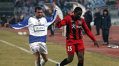 ΚΑΛΑΜΑΡΙΑ: Νοκ άουτ ο Αμπονσά