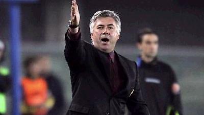 Στήριξη Μπερλουσκόνι σε Αντσελότι