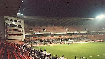 Jupiler League: Με ξεκάθαρο φαβορί