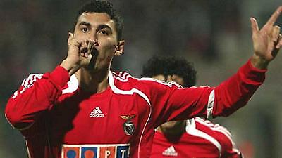 Στο βάθος… Άντερσον