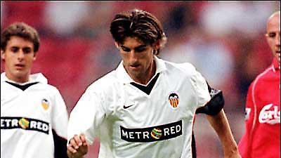 Νοκ-άουτ τρεις εβδομάδες ο Ανγκούλο