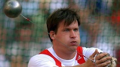 Επέστρεψε το μετάλλιο ο Ανούς