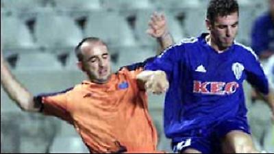 Κύπρος: Η Ανόρθωση παρέδωσε τα «όπλα»