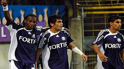 Jupiler League: Ήττα σοκ για Άντερλεχτ, «γκέλα» για Σταντάρ