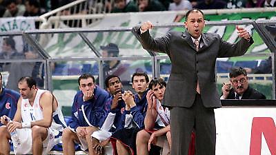 Παραμένει στην Τσιμπόνα ο Ανζούλοβιτς