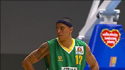 «Ασπρόμαυρος» και ο Αποντάκα