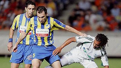 Κύπρος: Εύκολη νίκη και πρωτιά για ΑΠΟΕΛ