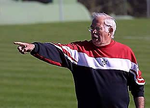 «Εσείς είστε ρατσιστές»!