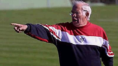 Οι φίλαθλοι της Ισπανίας «διώχνουν» τον Αραγονιές