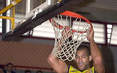 Α1: «Λαρισαίος» ο Αριγκμπάμπου