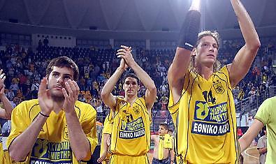 Δαμιανίδης: «Μίνιμουμ 2.500 διαρκείας»