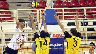 «Όχι» και αποχωρήσεις στον Ολυμπιακό