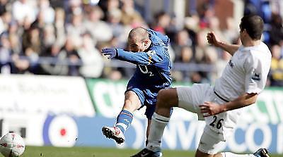 Στους τέσσερις η Αρσεναλ με τη βοήθεια του Ντιούφ