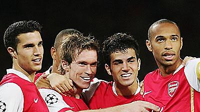 Πουλάει τρίο για να γεμίσει το ταμείο ο Βενγκέρ