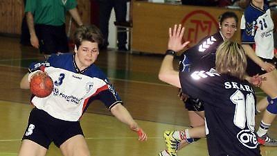 ΓΥΝΑΙΚΕΙΟ ΧΑΝΤΜΠΟΛ: Τέσσερις στην κορυφή