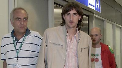 «Ερυθρόλευκος» ο Αρτσούμπι