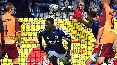 Bundesliga: Έπιασε κορυφή η Σάλκε