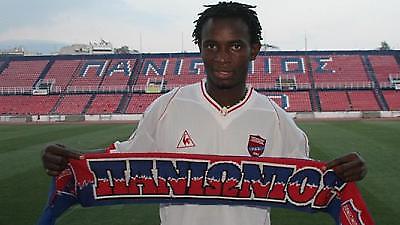 Στα «κυανέρυθρα» ο Κουμορτζί