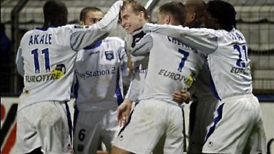 Le Championnat: Οσέρ για UEFA