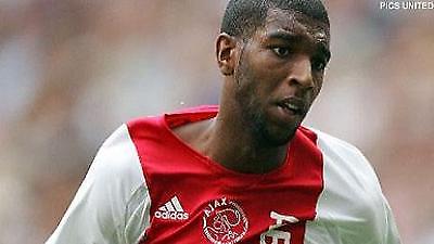 «Κόκκινοι» Μπάμπελ και Μπεναγιούν