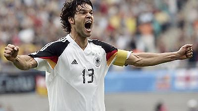 Βερόν φέυγει, Μπάλακ έρχεται…