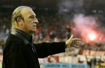 Πρόταση σε Μπαζίλε για να αναλάβει την Εθνική Αργεντινής