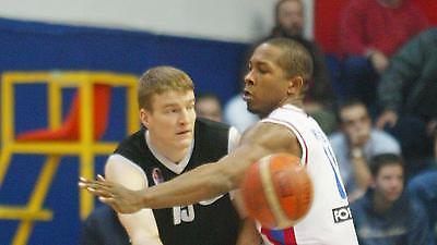 Α1: «Δωράκι» από Μπασμίνοφ