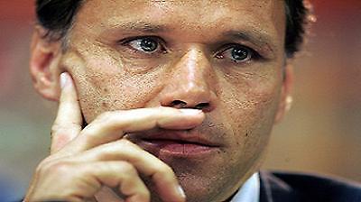 «Έκοψε» έξι ο Φαν Μπάστεν