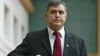 Α1: Με Μπαξεβάνη μέχρι τέλος