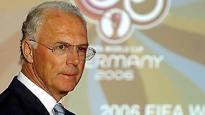 Μπεκενμπάουερ: «Κάνουμε κακό στους εαυτούς μας»