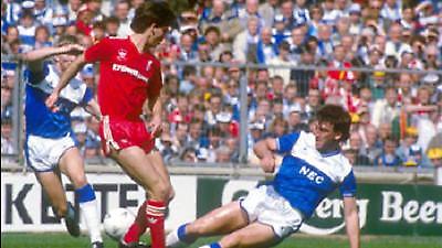 Τζιμ Μπένγκλιν: «Μπορεί να προκριθεί η Λίβερπουλ»