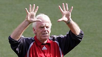 Στη Φέγενορντ ο Μπενάκερ