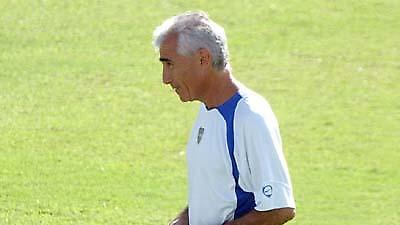 Παρελθόν ο Χόρχε Μπενίτεθ από Μπόκα