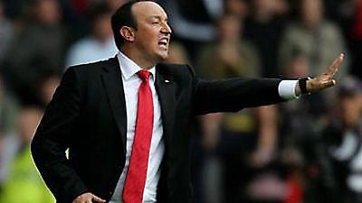 Μπενίτεθ: «Καθήκον μου να μιλήσω με τους νέους ιδιοκτήτες»