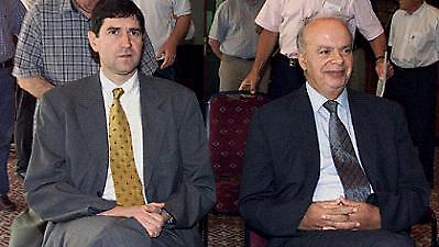 Κρατάει χρόνια αυτή... η «κολόνια»