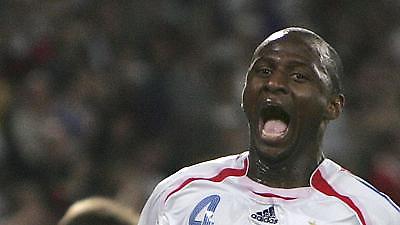 Βενγκέρ: «Ο Βιειρά δε γυρνάει στην Άρσεναλ»