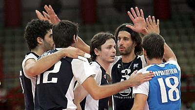 Ώρα για φιλικά…