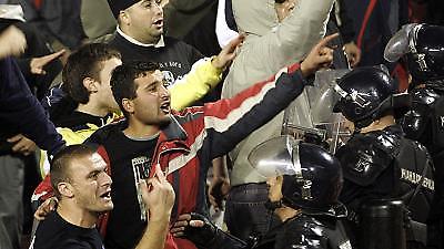 Ξύλο...αντί για μπάλα στη Βοσνία