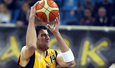 Την υπέρβαση επιδιώκει η ΑΕΚ