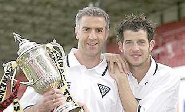 Συνεχίζει στην Αμπερντίν ο Μπρούστερ